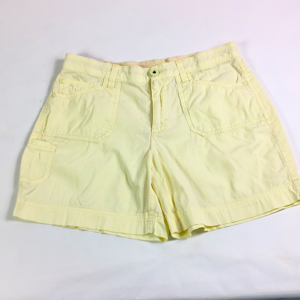 Gloria Vanderbilt‎ Shorts Size 6 Yellow Cargo pockets Sophie
